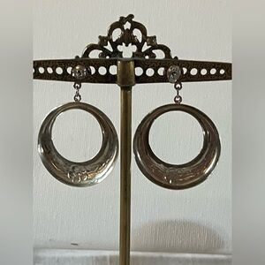 VINTAGE BOHO STYLE LARGE CIRCLE HOOP EARRINGS..